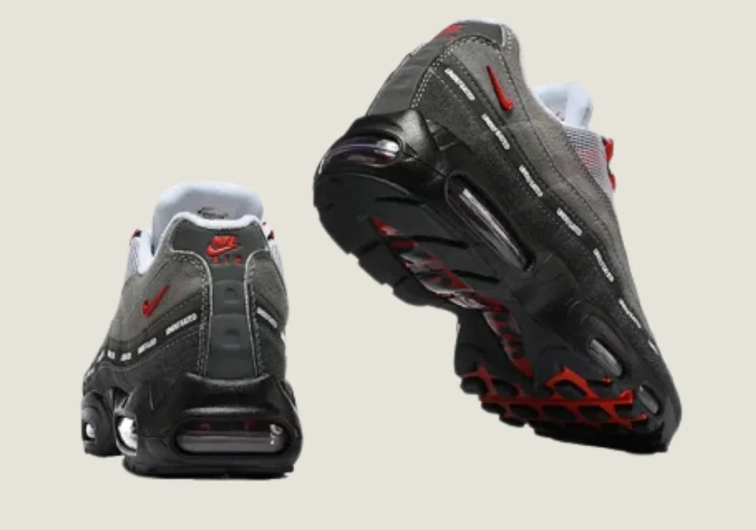 Nike X Undefeated Air Max 95 - Fire Road