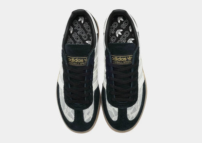 Handball Spezial - Black Lace