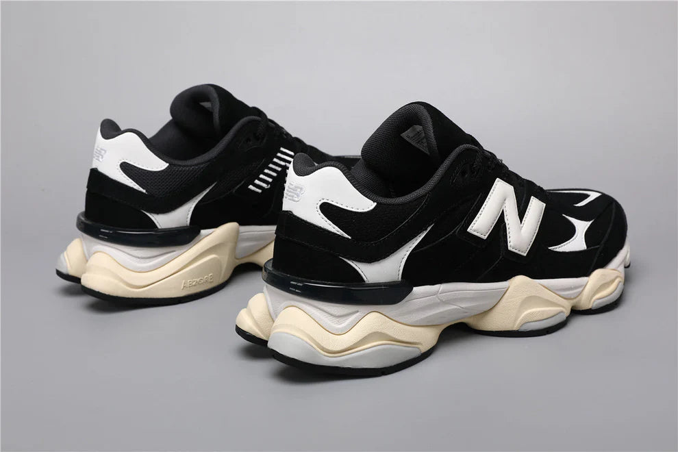 NB 9060 Black and White