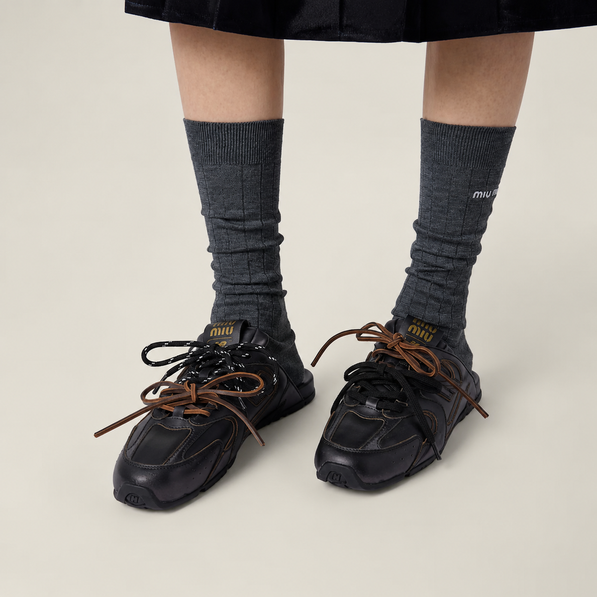 530 SL Mules – Bleached Leather & Gum Sole Black Edition