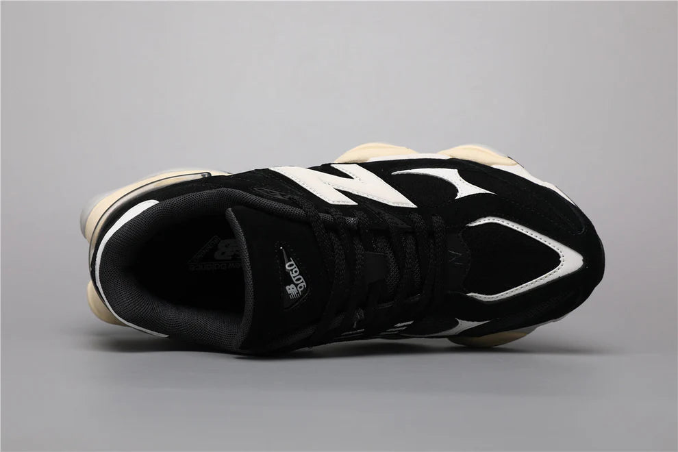 NB 9060 Black and White