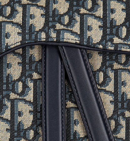 Saddle shoulder bag