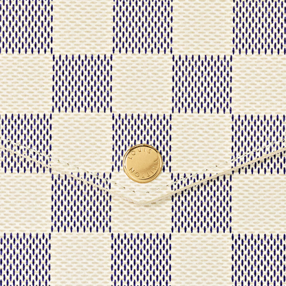 Felicie Pouch