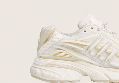Virginia Jellyfish x Pharrell Williams – Triple White Edition