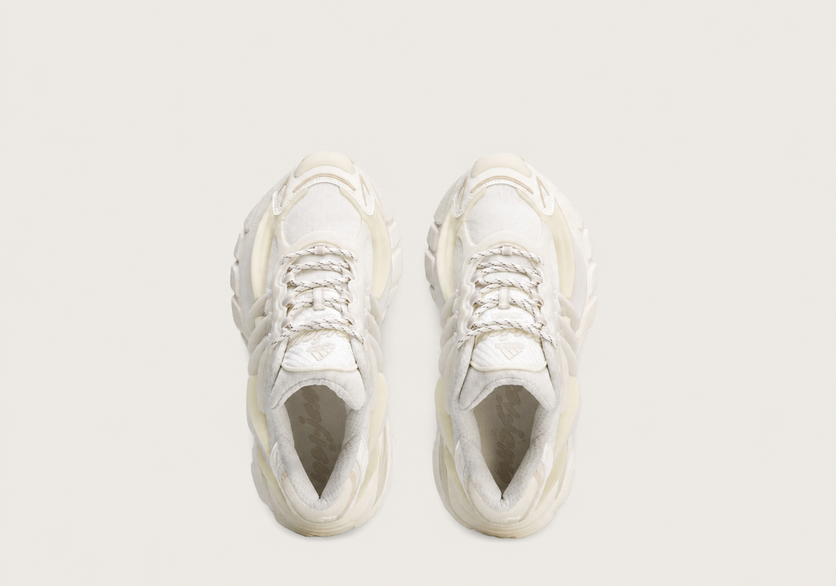 Virginia Jellyfish x Pharrell Williams – Triple White Edition